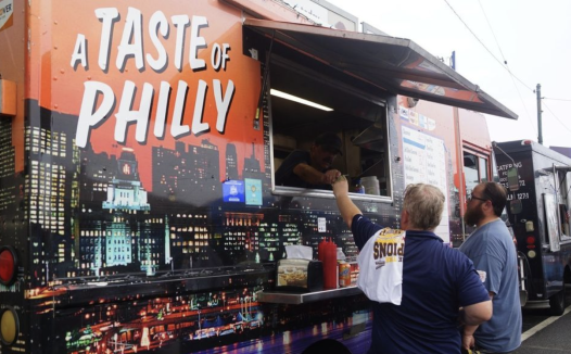 就在今晚!费城东北区Mayfair夜市